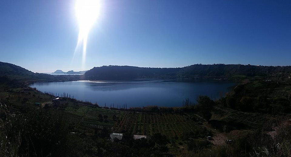 Lago D'Averno Lago D'Averno