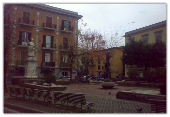 pozzuoli piazza della repubblica